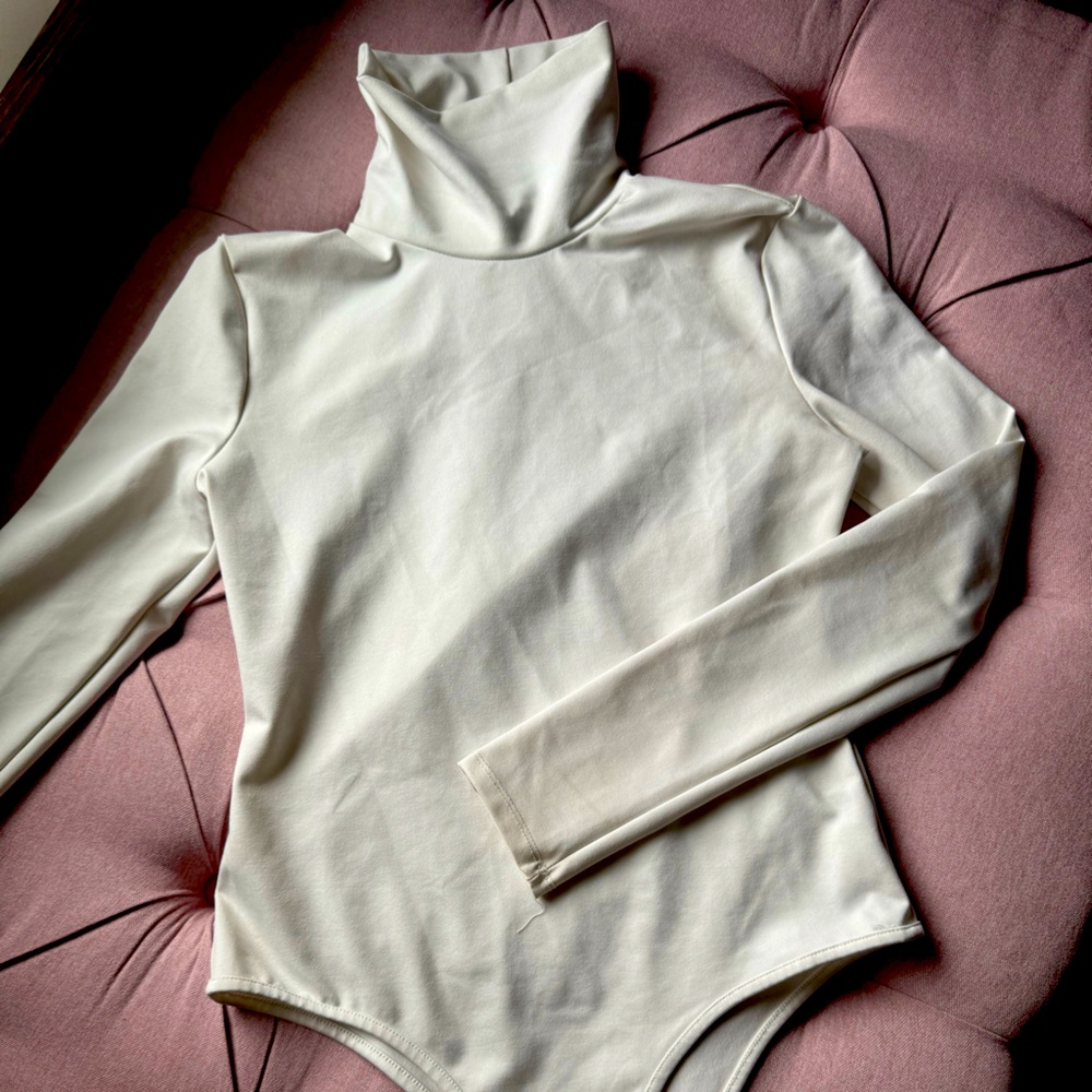 SHEIN Turtleneck Bodysuit